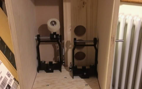 Customising th Cajon with bass drum pedals.