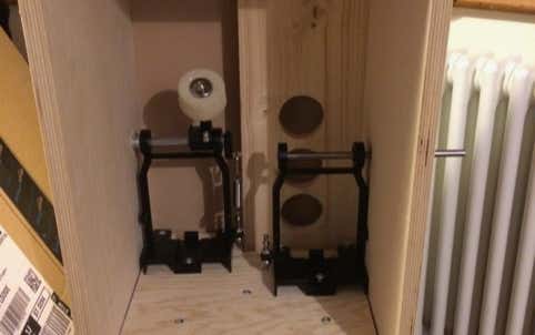 Customising th Cajon with bass drum pedals.