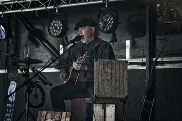 Ginger Geoffrey at Lymelight festival Necastle Under Lyme